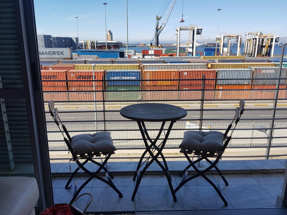 Harbour Bridge Suite 220 เคปทาวน์ ภายนอก รูปภาพ