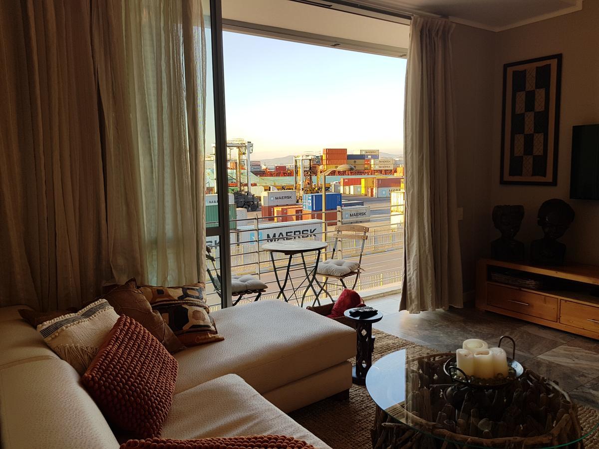 Harbour Bridge Suite 220 เคปทาวน์ ภายนอก รูปภาพ
