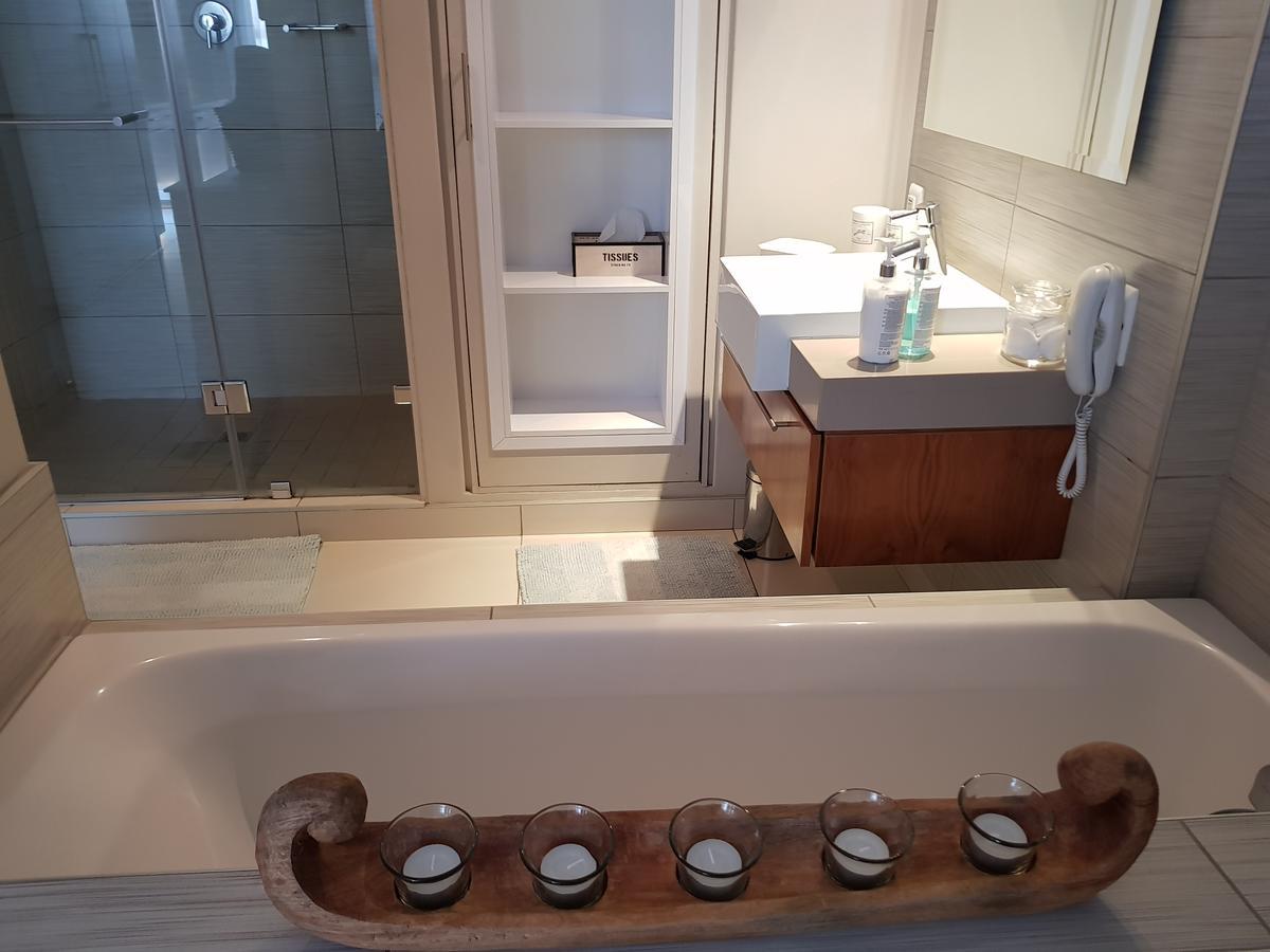 Harbour Bridge Suite 220 เคปทาวน์ ภายนอก รูปภาพ