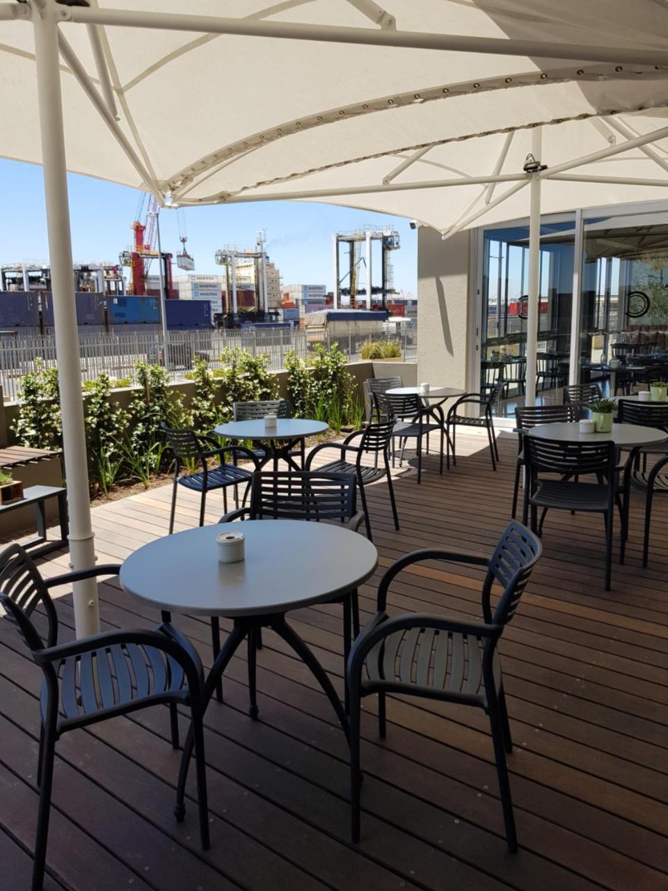 Harbour Bridge Suite 220 เคปทาวน์ ภายนอก รูปภาพ