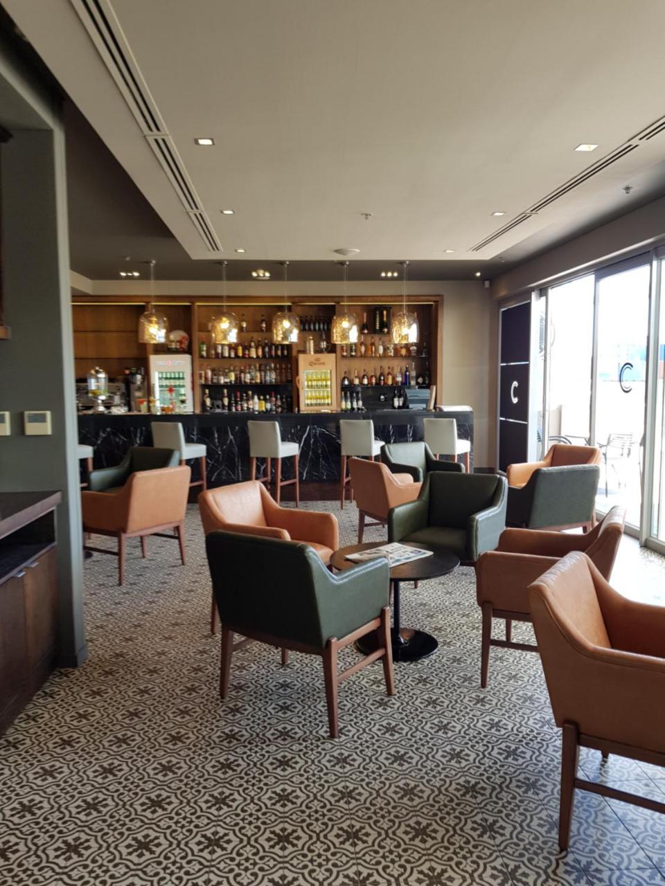 Harbour Bridge Suite 220 เคปทาวน์ ภายนอก รูปภาพ